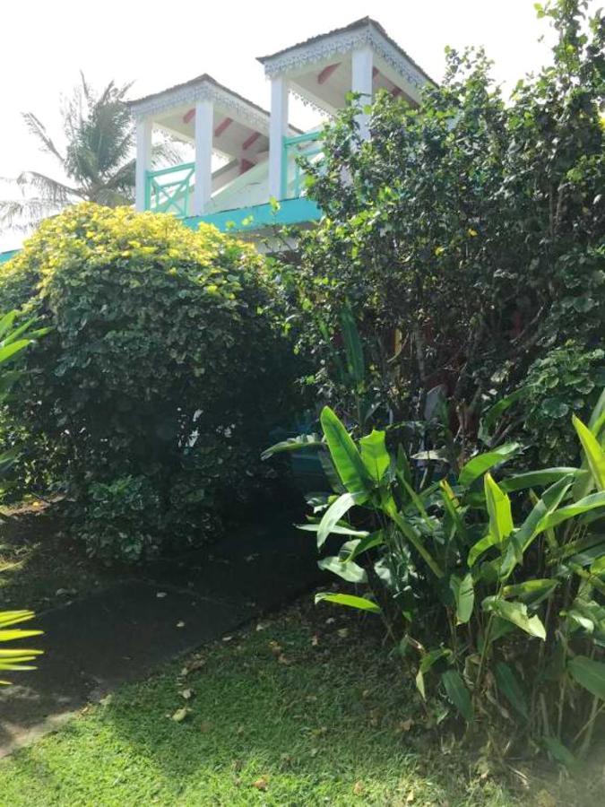 Maison D'une Avec Vue Sur La Piscine Partagee Et Jardin Clos A Rose * Sainte-Rose