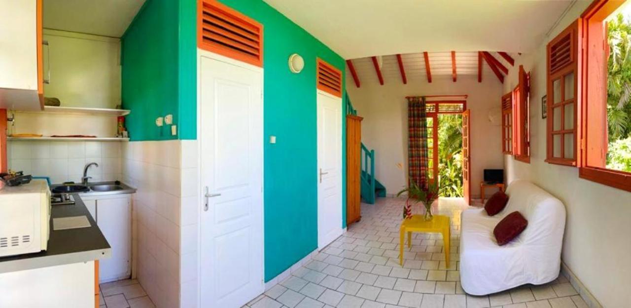 Maison D'une Avec Vue Sur La Piscine Partagee Et Jardin Clos A Rose * Sainte-Rose