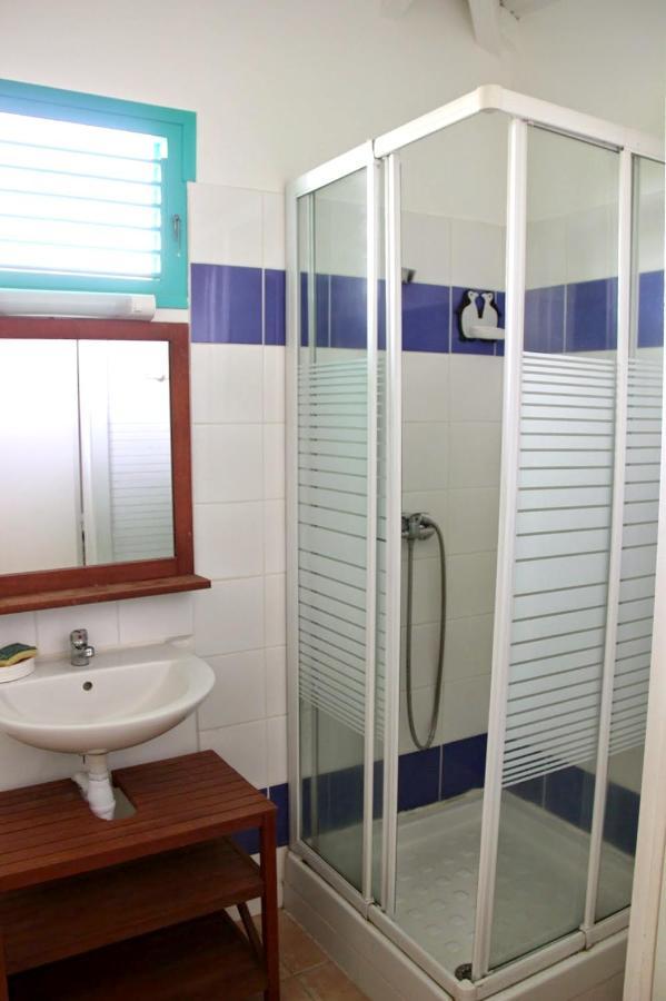 Holiday home Maison Cosy A Avec Piscine Sainte-Rose